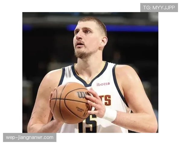 巴克利背身单打拉开比分胜过约基奇式组织内线