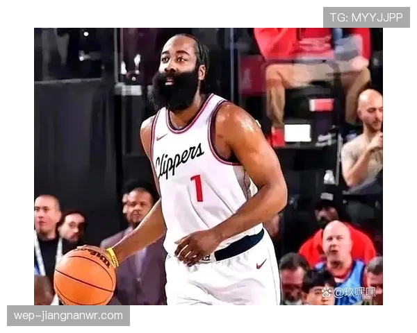 哈登挡拆助攻提升火箭效率显著，拉开球队进攻空间